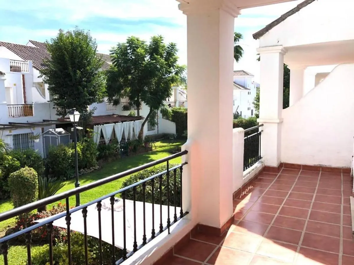Preciosa Casa De 4 Habitaciones Y 3 Banos, Urbanizacion Los Naranjos, Puerto Banus Marbella Spain